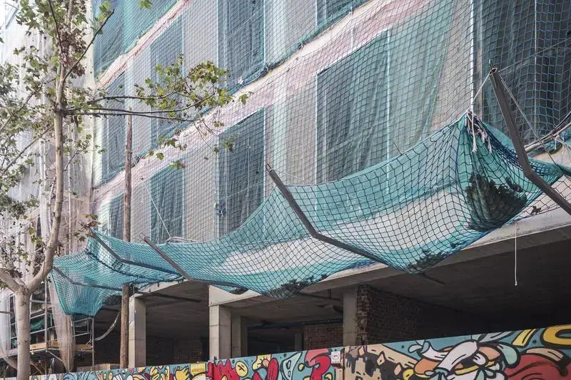 Els habitatges nous visats cauen gairebé un 40% a Barcelona en el primer semestre, i un 2,6% al conjunt de Catalunya