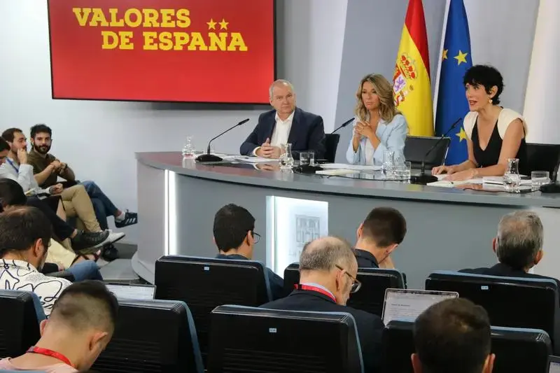 El govern espanyol ajorna l’aprovació del nou decret d’habitatge per la falta de suport dels socis