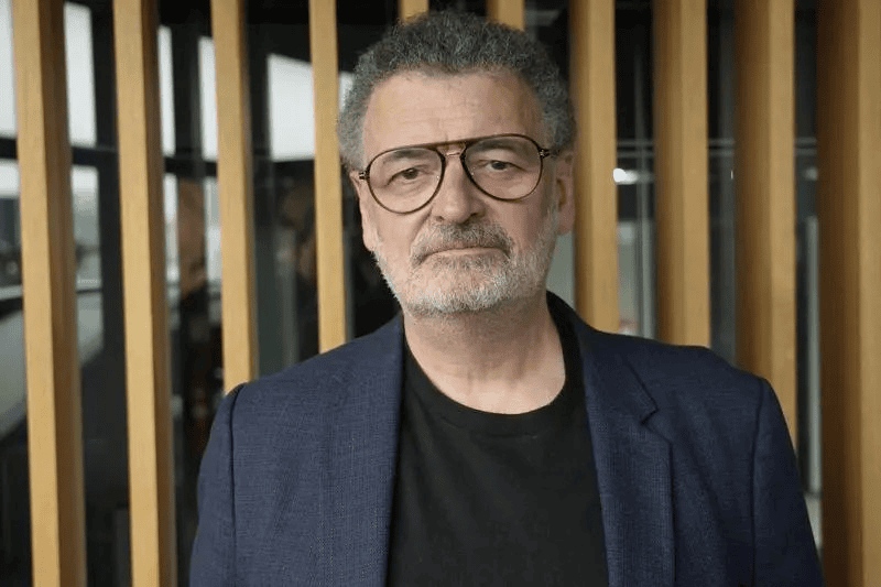Steven Moffat: «La realitat ja ha superat la sàtira política»