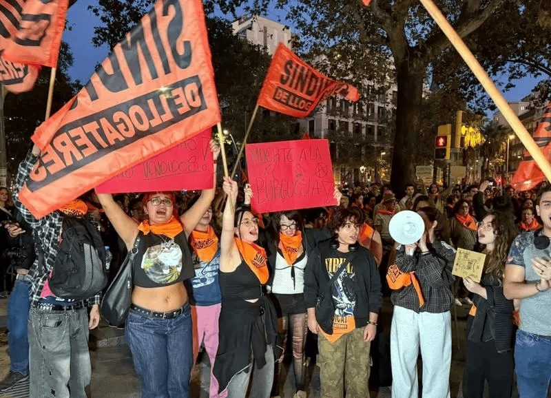Junts i Vox no s’oposen que el Sindicat de Llogateres intervingui en conflictes entre propietaris i llogaters