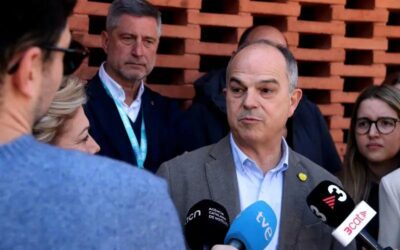 Junts retreu al Govern i ERC que el calendari dels pressupostos estigui «adaptat» a l’agenda electoral del PSOE