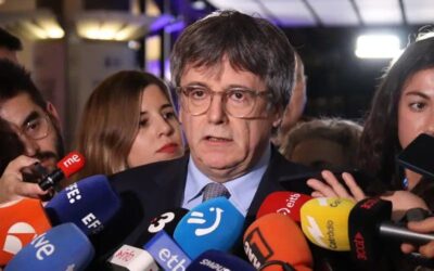 Junts acusa «d’afany recaptatori» els governs socialistes i demana menys pressió fiscal per protegir el poder adquisitiu