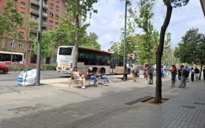 Els veïns de Barcelona adverteixen que no n’hi ha prou d’ordenar les parades de bus interurbà
