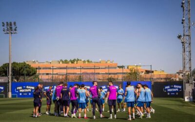 El València, busca victòria i esperar per la ‘Conference’ davant un Barcelona de ‘relax’