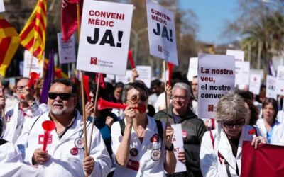 Metges de Catalunya amplia als CAP la campanya per deixar de fer hores extra i pressionar el Govern a negociar millores