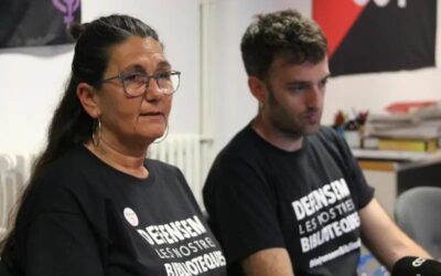 El comitè de Biblioteques de Barcelona acusa l’Ajuntament de trencar la negociació i deixar la plantilla «a l’estacada»