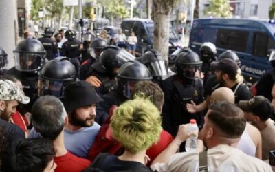 Dos dels pisos desallotjats la setmana passada als Blocs de la Mina tornen a estar ocupats