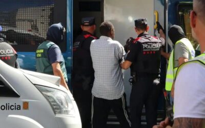 L’operatiu policial contra el top manta a Salou, Reus i Badalona del 17 de juny va acabar amb 28 detinguts