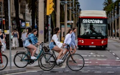 Entitats ciclistes rebutgen la supressió de la bicicleta compartida a Barcelona i exigeixen una nova regulació