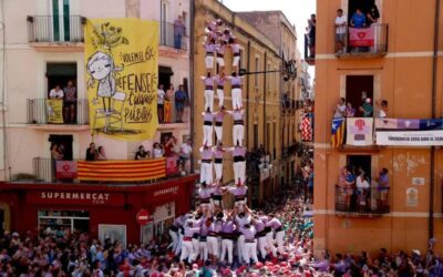 Gamma extra de la Jove, 9 pisos de Xiquets i actuacions històriques del Serrallo i Sant Pere i Sant Pau per Sant Magí