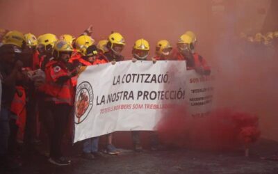 El personal laboral de bombers denuncia que treballen sota mínims: «No ens valoren»