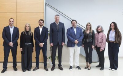 L’alcalde de Badalona visita la seu d’IAG Auction per conèixer el model d’eficiència en la gestió d’actius