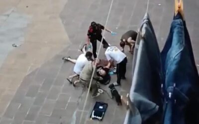 Mor un home després de ser tirotejat per una altra persona al barri de la Marina de Barcelona