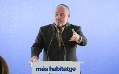 Alejandro Fernández acusa Illa de generar «inestabilitat» en copiar el «mètode sanchista»