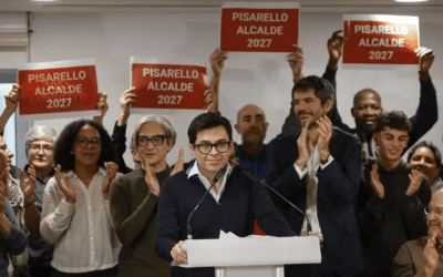 BComú renova la seva imatge i crida a la «mobilització permanent» per recuperar l’alcaldia